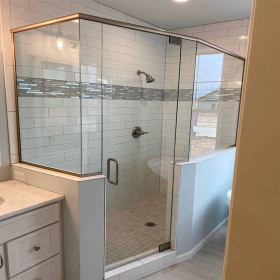 enclosure-glass-shower-2.webp