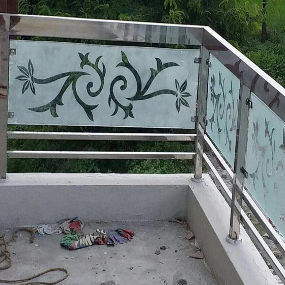ss-glass-railings-2.webp