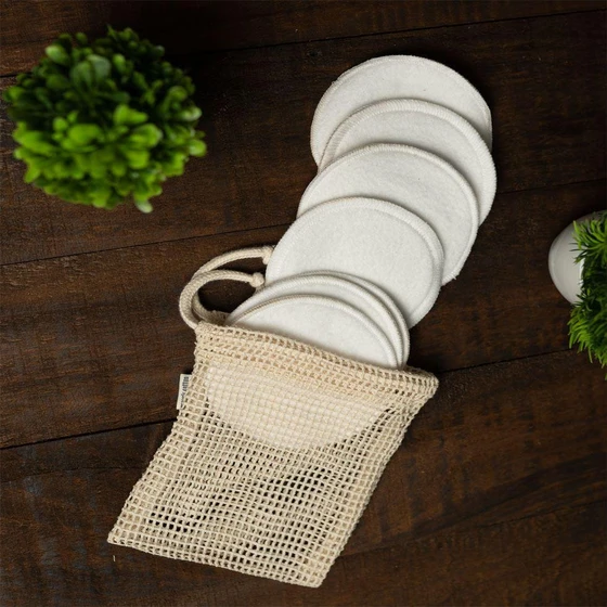 eco-friendly-cotton-wipes-2.webp