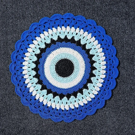 crochet-table-mat-1.webp