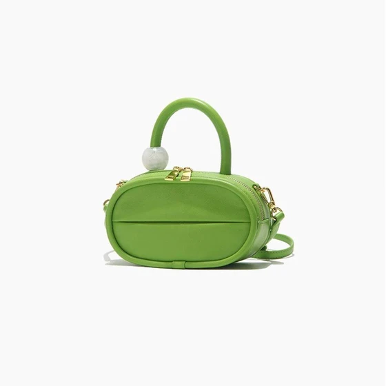 oval-ladies-leather-purses-2.webp