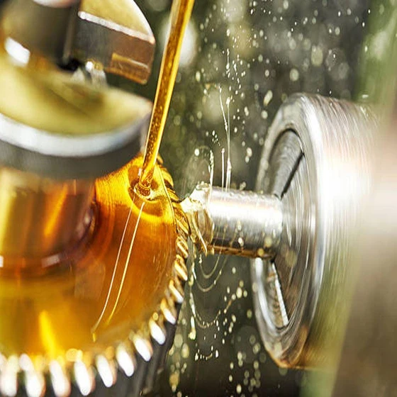 gear-lubricant-oils-2.webp