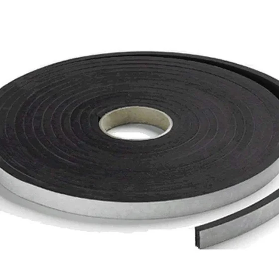 black-nitrile-foam-gasket-2.webp