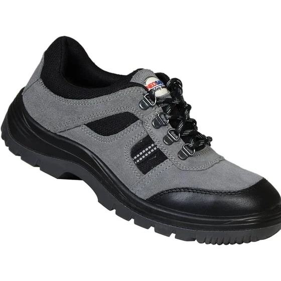 low-ankle-safety-shoes-2.webp