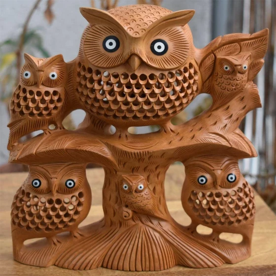 polished-wooden-handicraft-2.webp