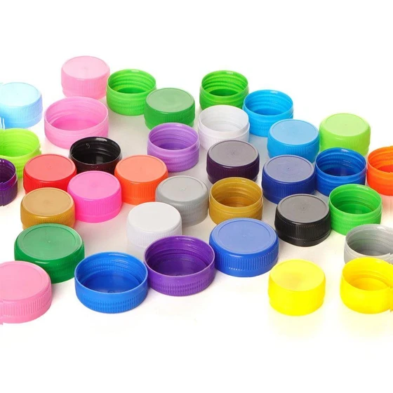 custom-plastic-caps-2.webp