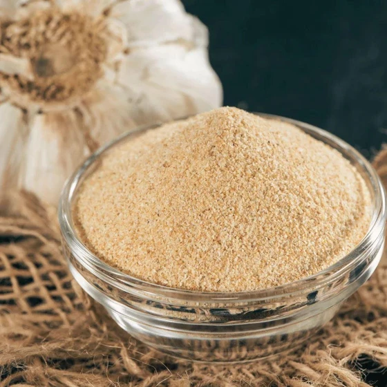 dried-garlic-powder-2.webp