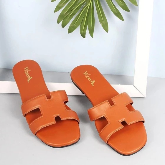 tan-flat-slippers-2.webp