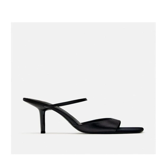 high-heel-sandals-2.webp