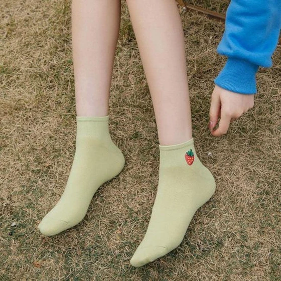 cotton-ankle-socks-2.webp