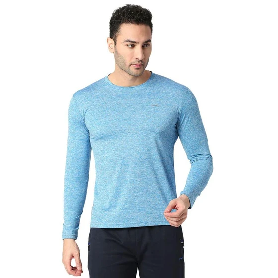 mens-round-t-shirts-2.webp