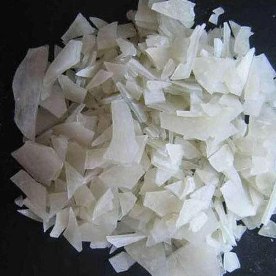 caustic-potash-flakes-2.webp