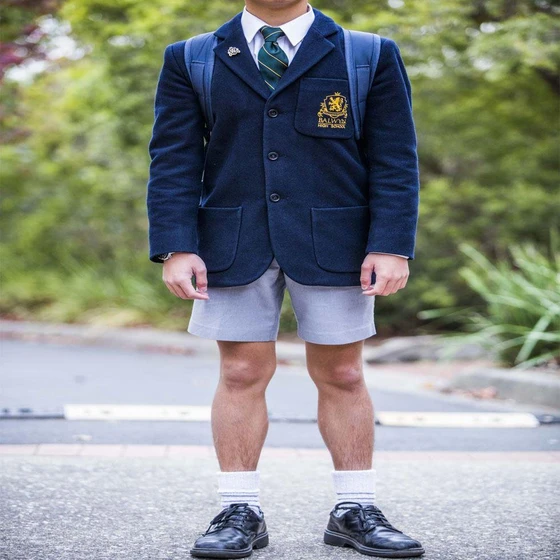 summer-school-uniform-2.webp