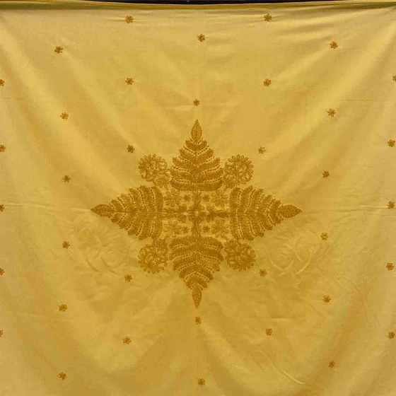 designer-table-chikan-linens-2.webp