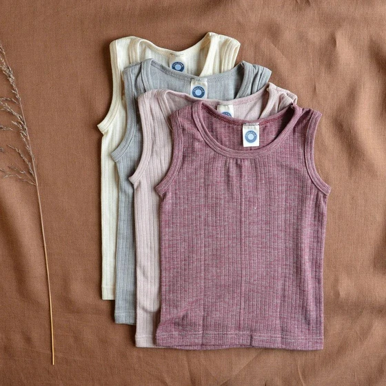 kids-children-vests-2.webp