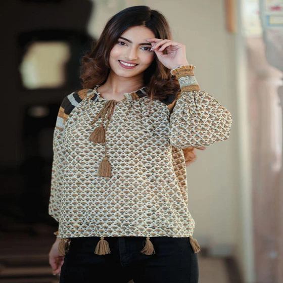 cotton-full-sleeve-top-2.webp