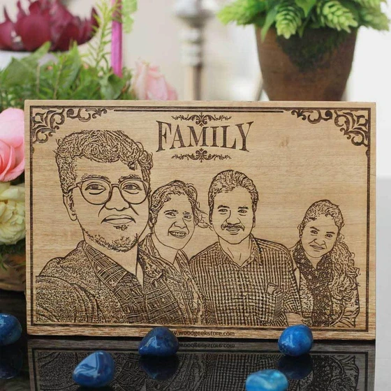 wooden-family-frame-2.webp