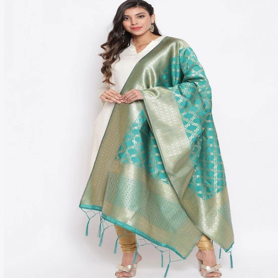 banarasi-silk-dupatta-2.webp
