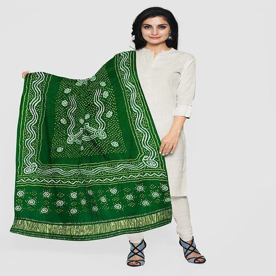 bandhani-dupatta-2.webp