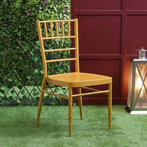 metal-wedding-chair-2.webp