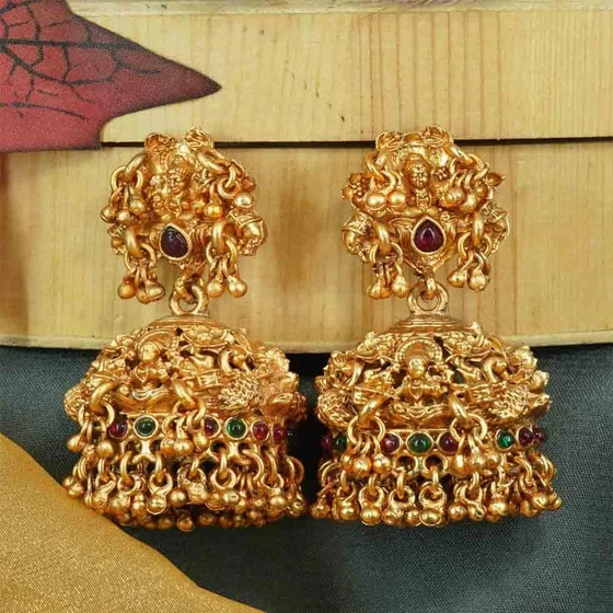 gold-plated-earrings.webp