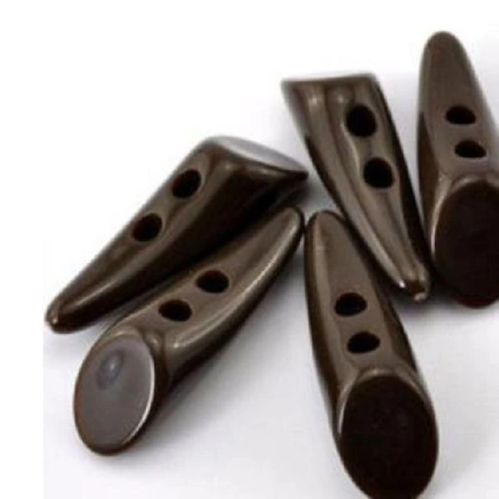 buffalo-horn-toggles-2.webp