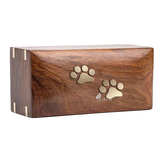 pet-urn-cremation-2.webp