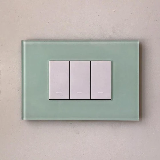 modular-l-t-englaze-switches-2.webp