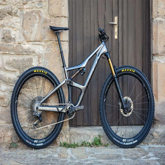 mountain-bikes-2.webp