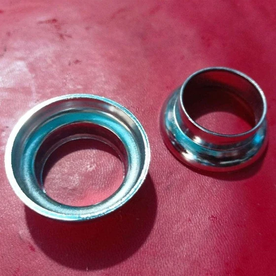 bottom-bracket-cups-2.webp