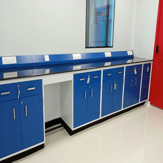 modular-laboratory-furniture-2.webp