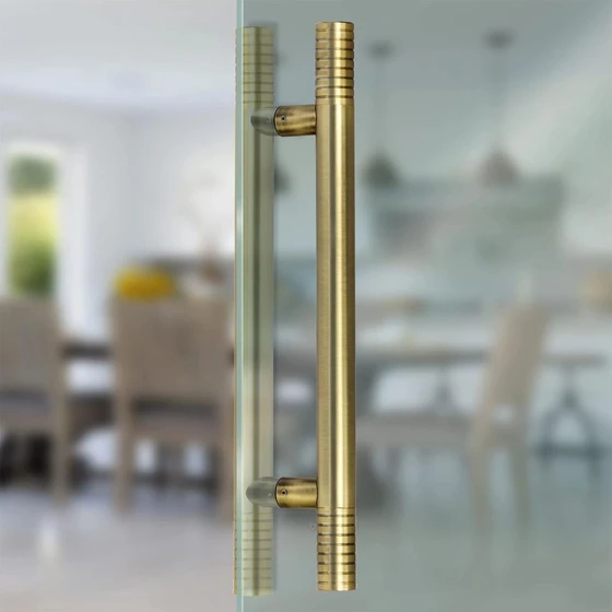 pull-door-handles-2.webp