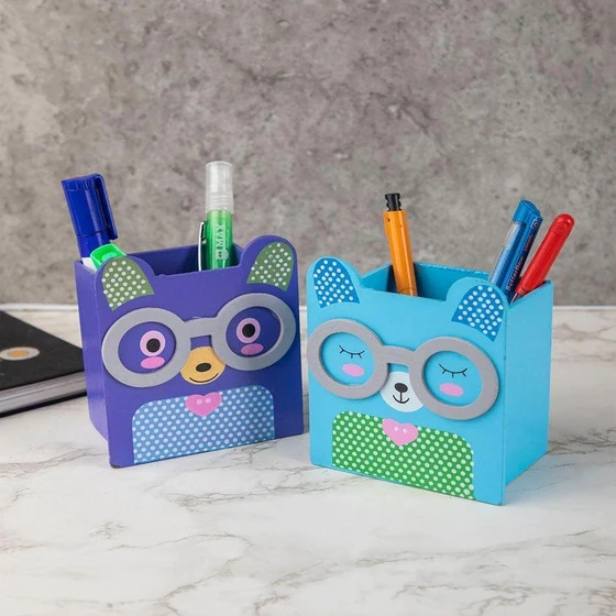 designer-pen-stand-1.webp
