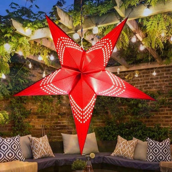 christmas-handmade-stars-2.webp