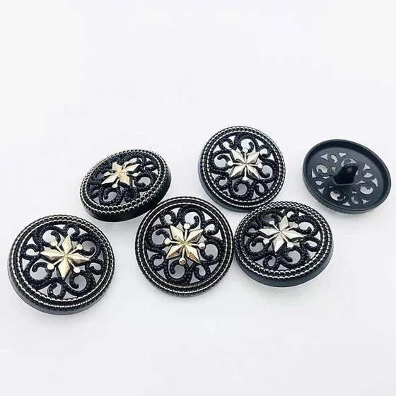 apparel-buttons-2.webp