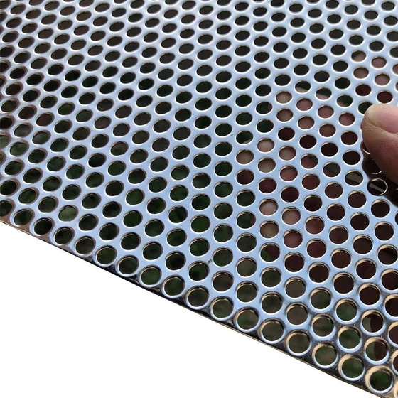 polished-perforated-sheet-2.webp