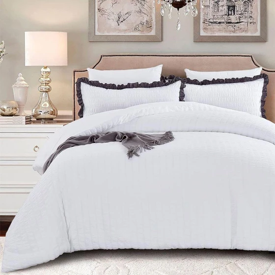 elegant-bed-sets-2.webp