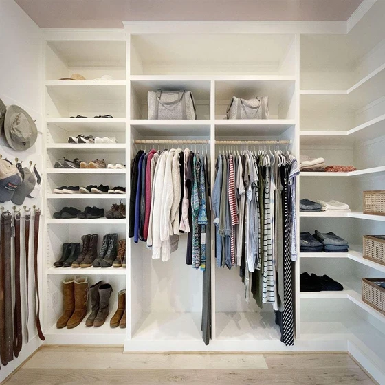 bedroom-clothes-wardrobes-2.webp