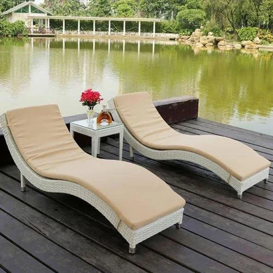 poolside-relax-chair-1.webp