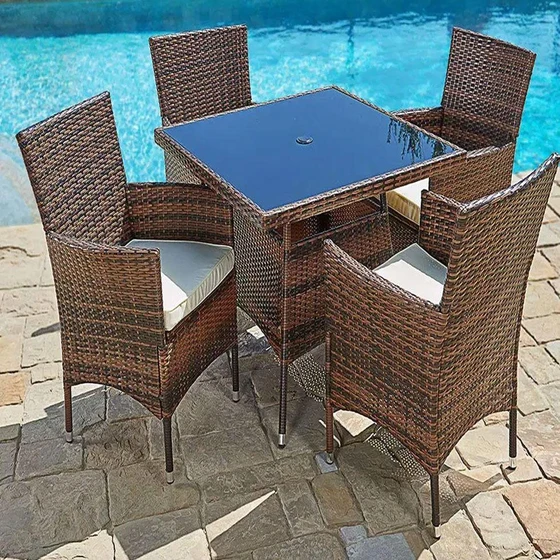 poolside-rattan-furniture-2.webp