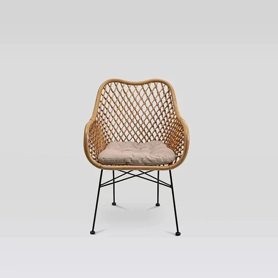 rattan-iron-chair-2.webp