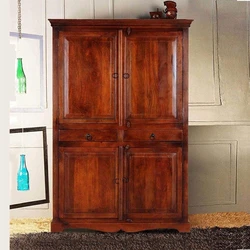 Plain Wooden Almirah