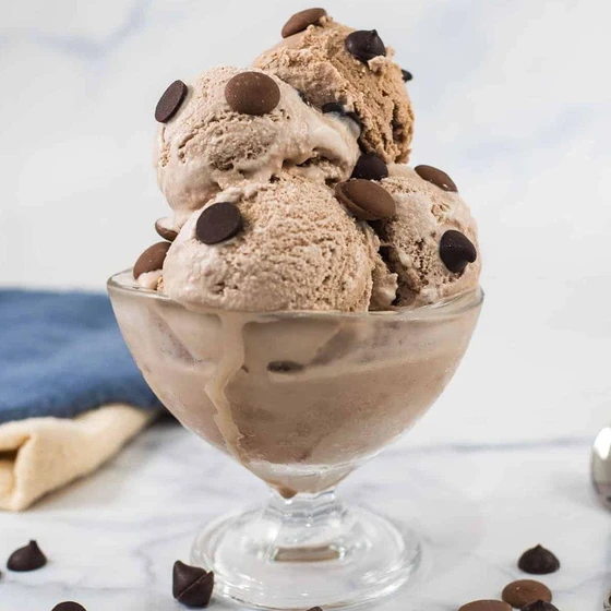 choco-chips-ice-cream-1.webp