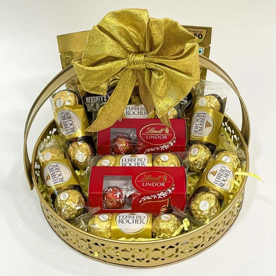 chocolate-gifts-boxes-1.webp
