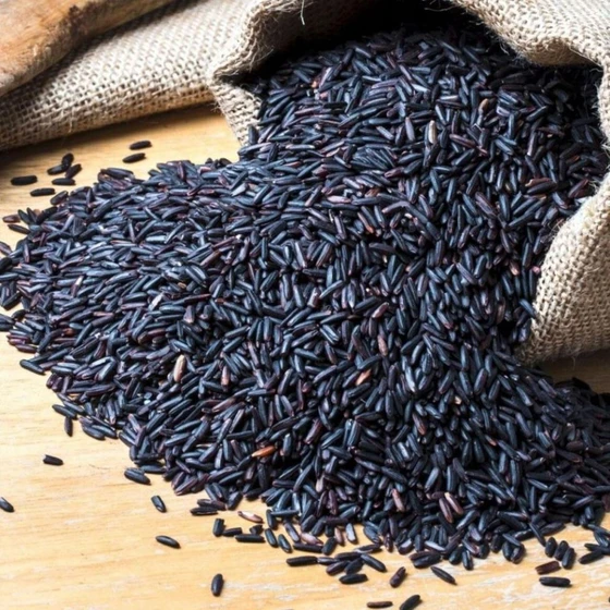 nutritious-black-rice-2.webp