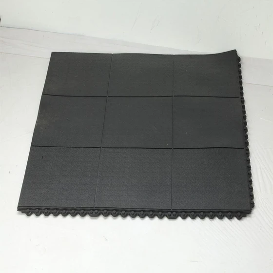 rubber-black-mats-2.webp