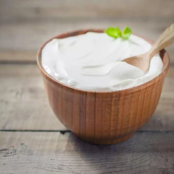 fresh-thick-curd-2.webp