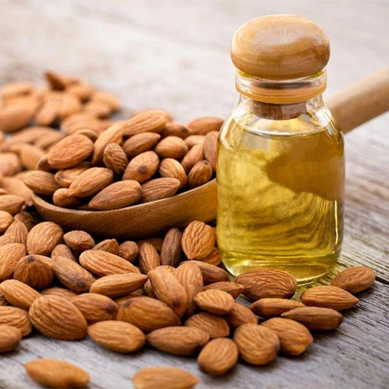 almond-organic-oil-2.webp