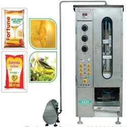 Oil Packing Machin