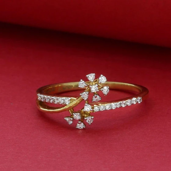 ladies-diamond-ring-2.webp